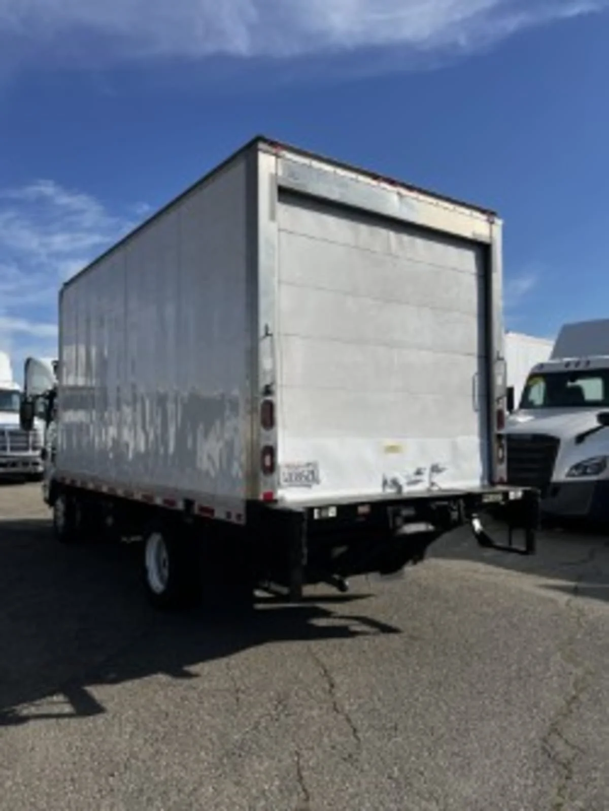 2017 Isuzu NPR - image 6