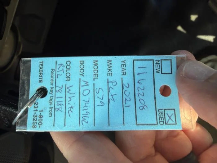 2021 Peterbilt 579 — photo 33