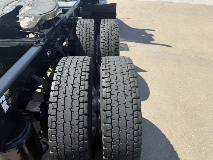 2021 Peterbilt 579 — photo 12