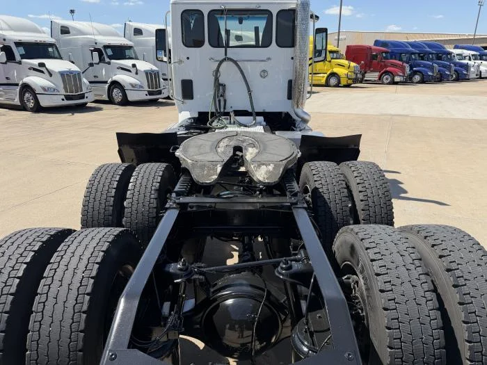 2021 Peterbilt 579 — photo 14