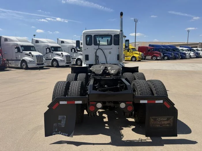 2021 Peterbilt 579 — photo 5