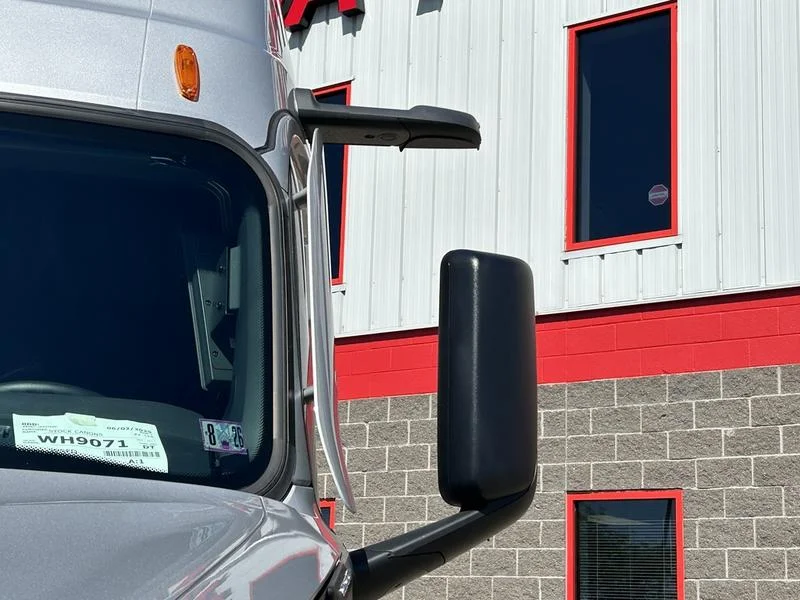 2026 Freightliner Cascadia - image 26