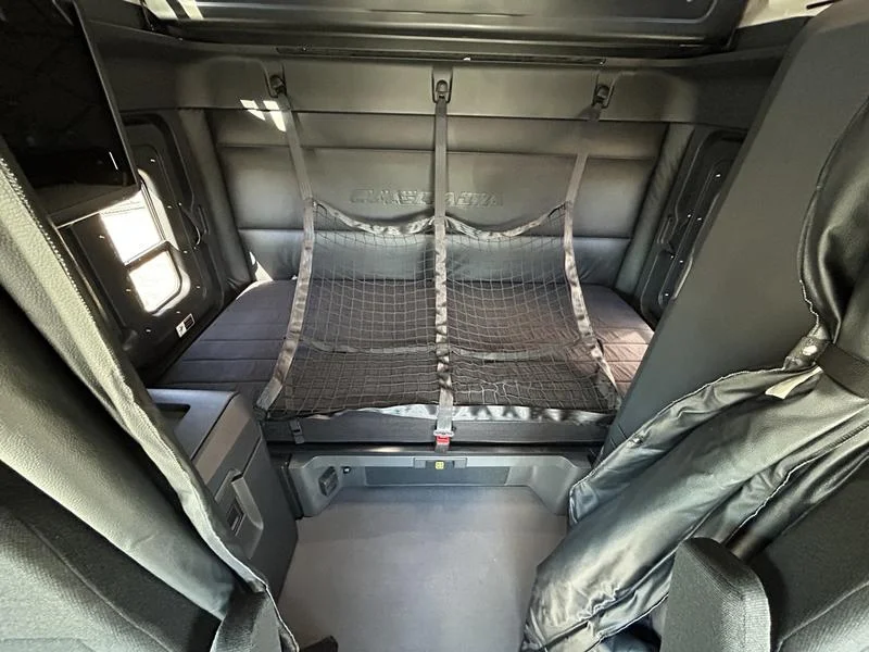 2026 Freightliner Cascadia - image 42