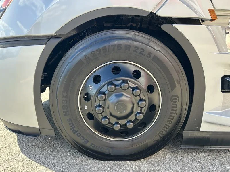 2026 Freightliner Cascadia - image 17