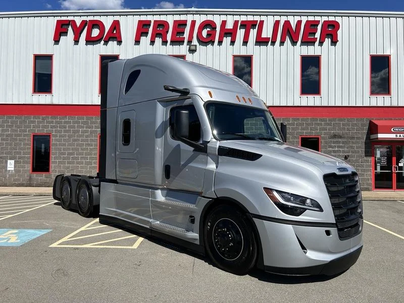 2026 Freightliner Cascadia - image 2