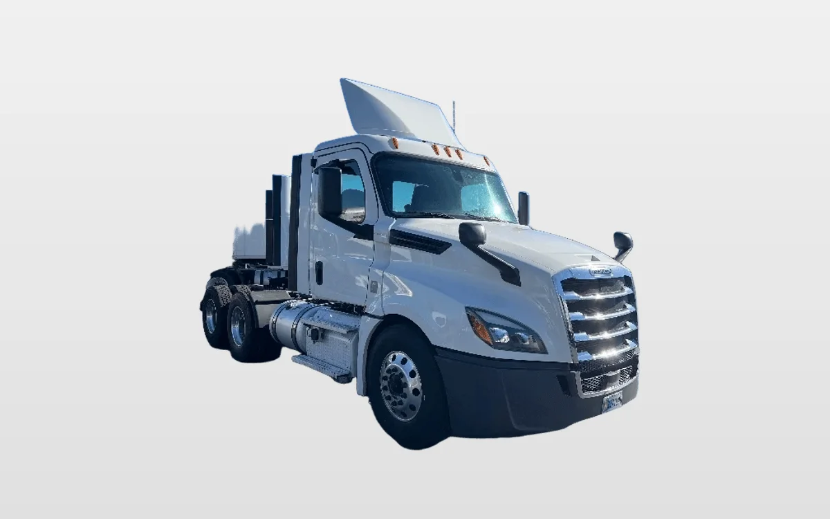 2020 Freightliner Cascadia in Sturtevant, WI