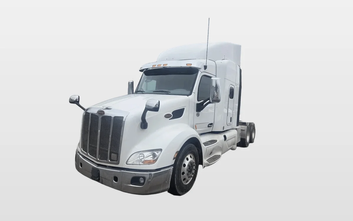 2020 Peterbilt 579 - image 1