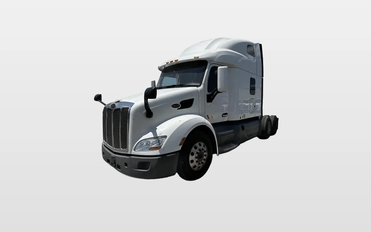 2021 Peterbilt 579 - image 1