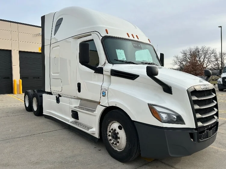 2023 Freightliner Cascadia in La Porte, IN