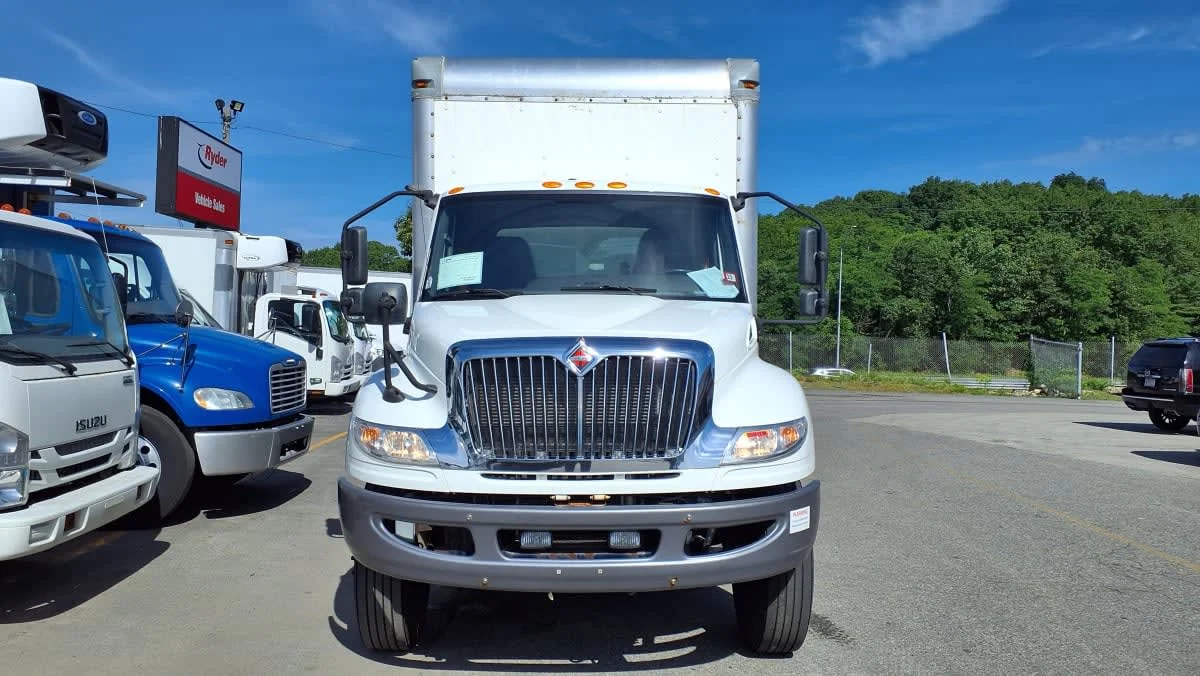 2022 International MV in Salisbury, MA — photo 2