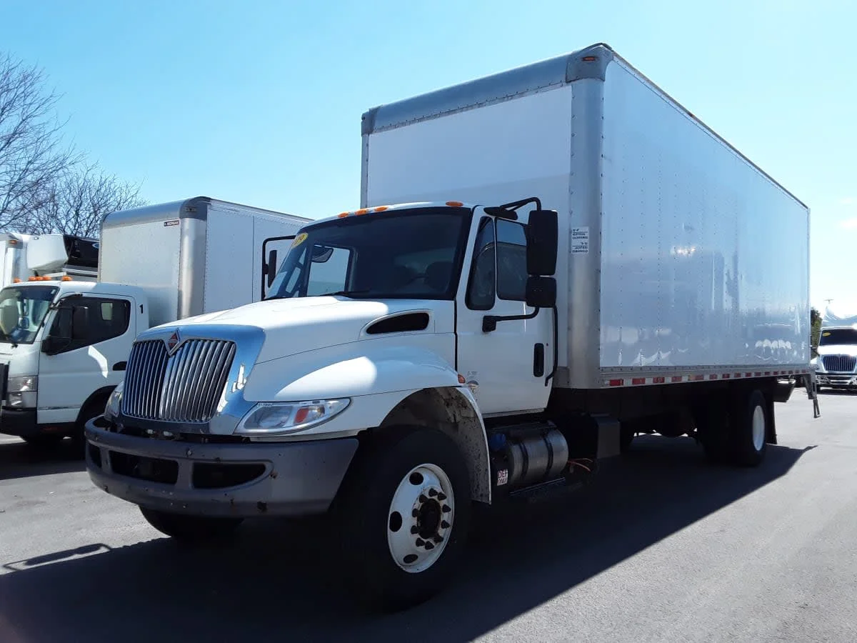 2019 International 4300 in Bolingbrook, IL