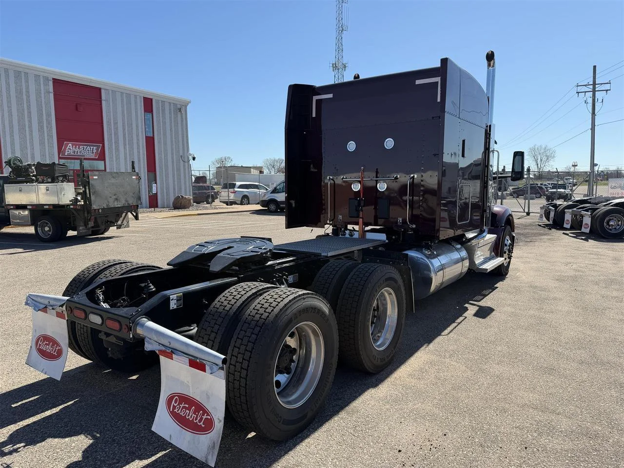 2027 Peterbilt 579 in Eau Claire, WI — photo 3
