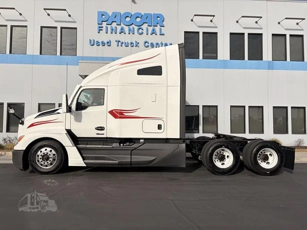 2023 Kenworth T680 in Salt Lake City, UT — photo 4