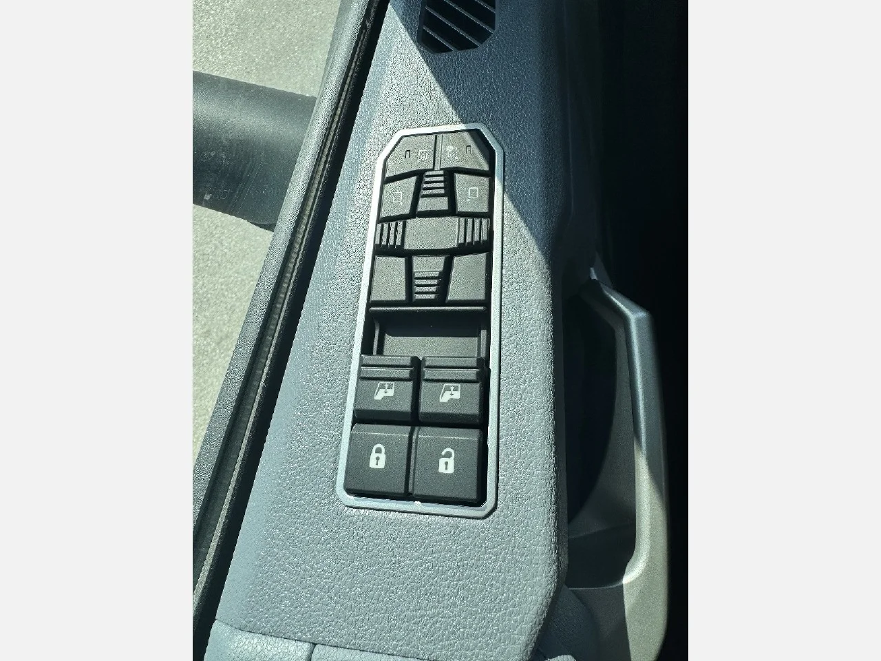 2026 Mack Pinnacle in Indianapolis, IN — photo 17