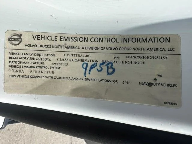 2016 Volvo VNL 300 — photo 16