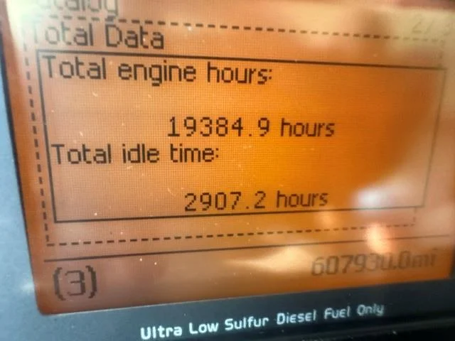 2016 Volvo VNL 300 — photo 12
