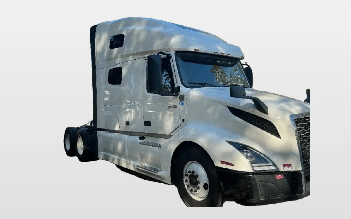 2022 Volvo VNL 760 - image 1