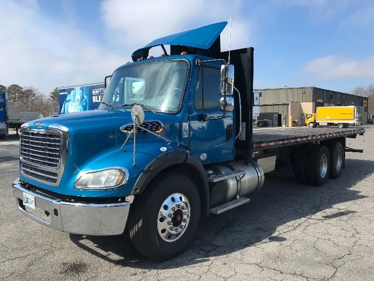 2019 Freightliner M2 112 - image 3