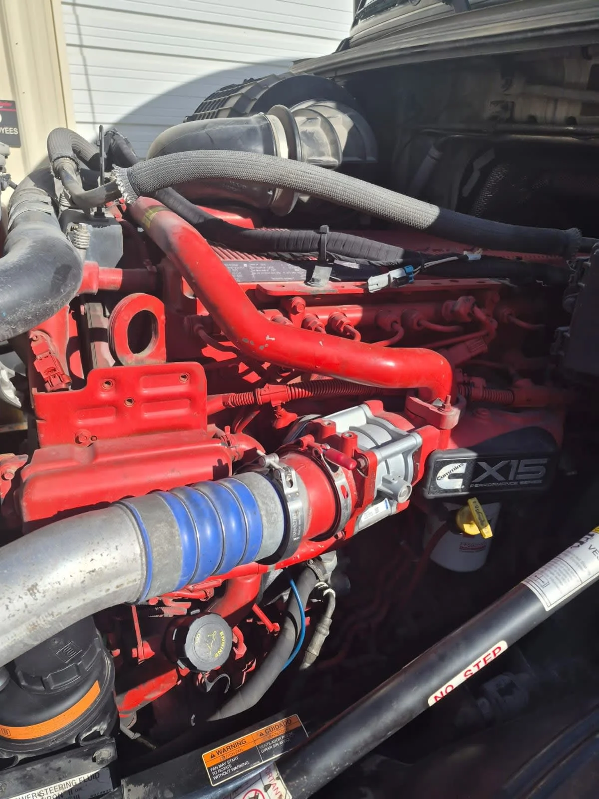 2020 Volvo VNL 860 - image 9