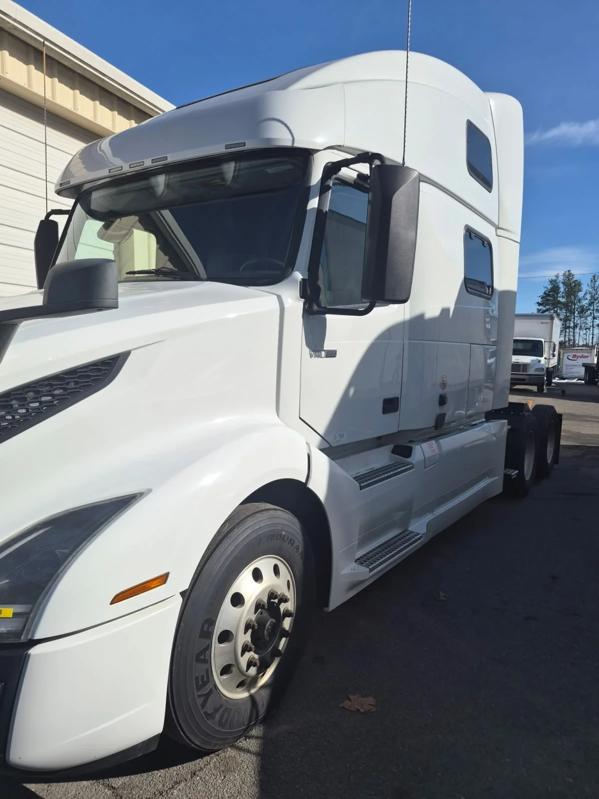 2020 Volvo VNL 860 in Ashland, VA