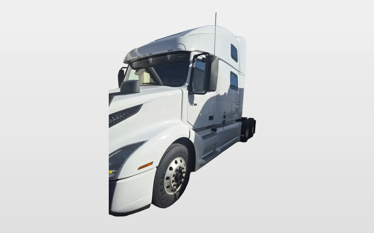 2020 Volvo VNL 860 - image 1