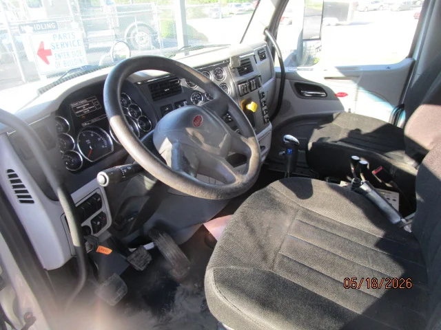 2019 Peterbilt 567 in Butler, PA — photo 10