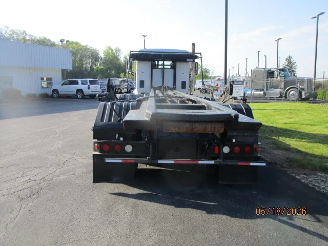 2019 Peterbilt 567 in Butler, PA — photo 4