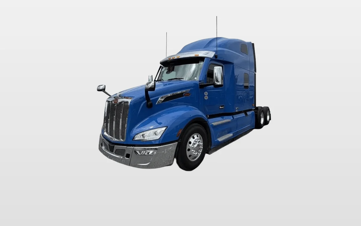 2027 Peterbilt 579 - image 1