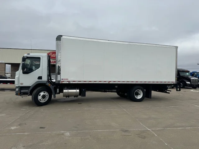 2024 Peterbilt 220EV in GRETNA, NE