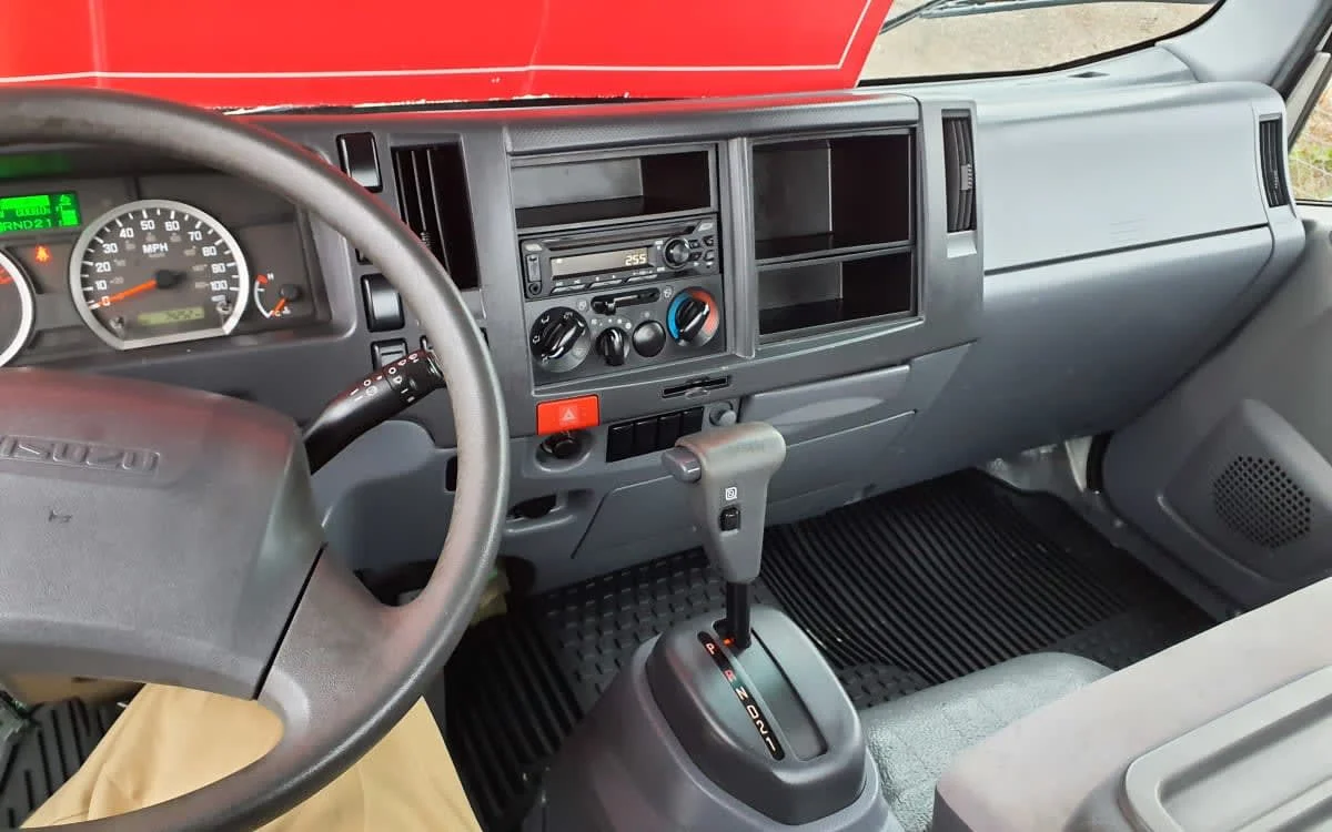 2020 Isuzu NRR in Birmingham, AL — photo 13