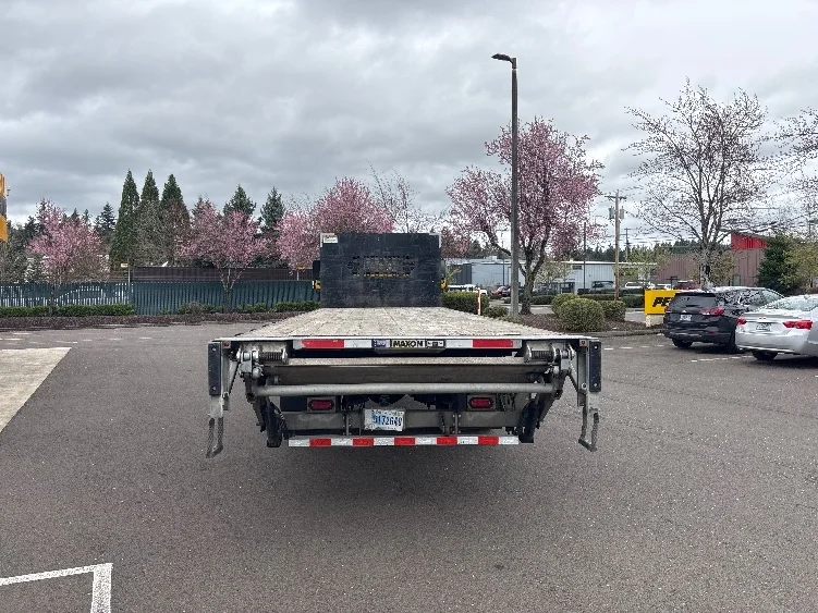 2022 Freightliner M2 106 - image 7