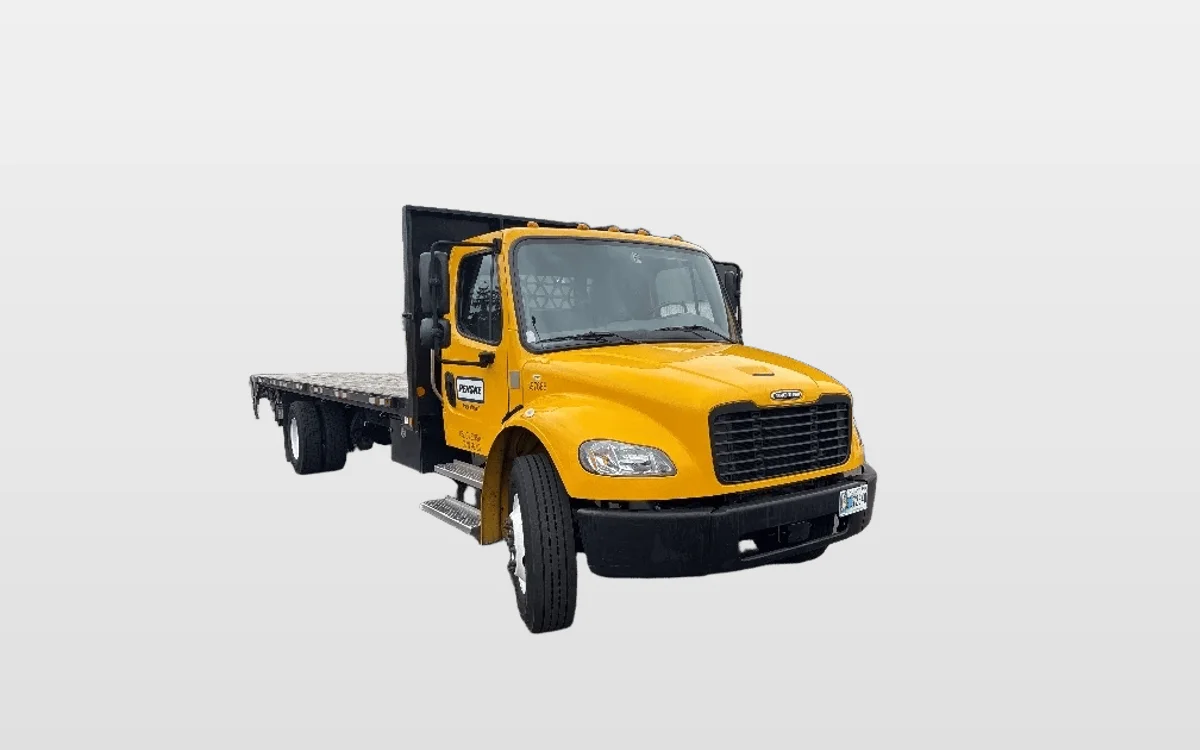 2022 Freightliner M2 106 - image 1