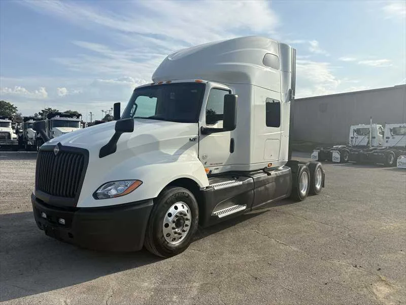 2021 International LT