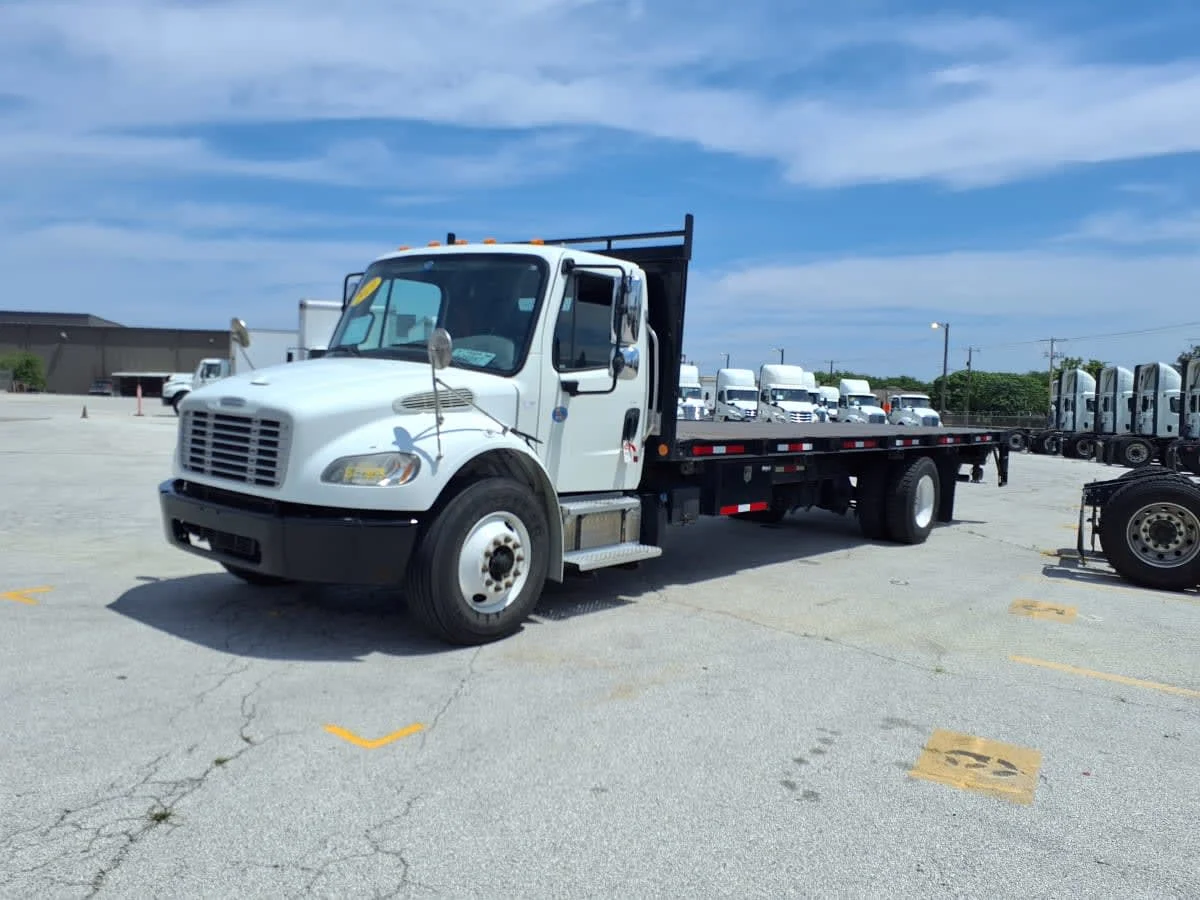 2019 Freightliner M2 106