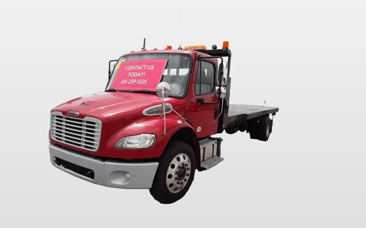 2018 Freightliner M2 106 - image 1