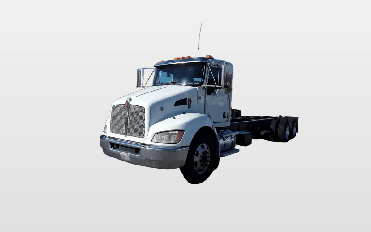 2016 Kenworth T370 - image 1