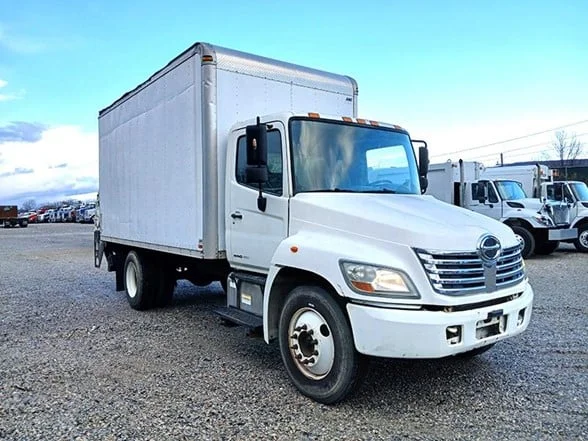 2009 Hino 238 in Coopersburg, PA