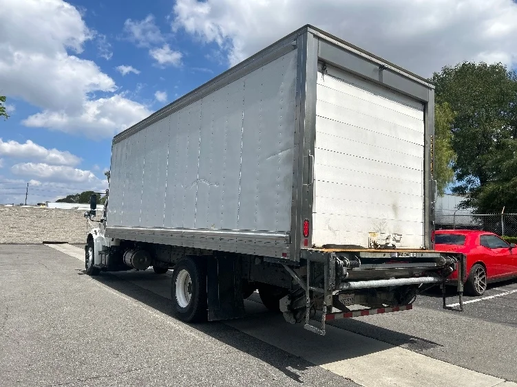 2020 Freightliner M2 106 - image 6