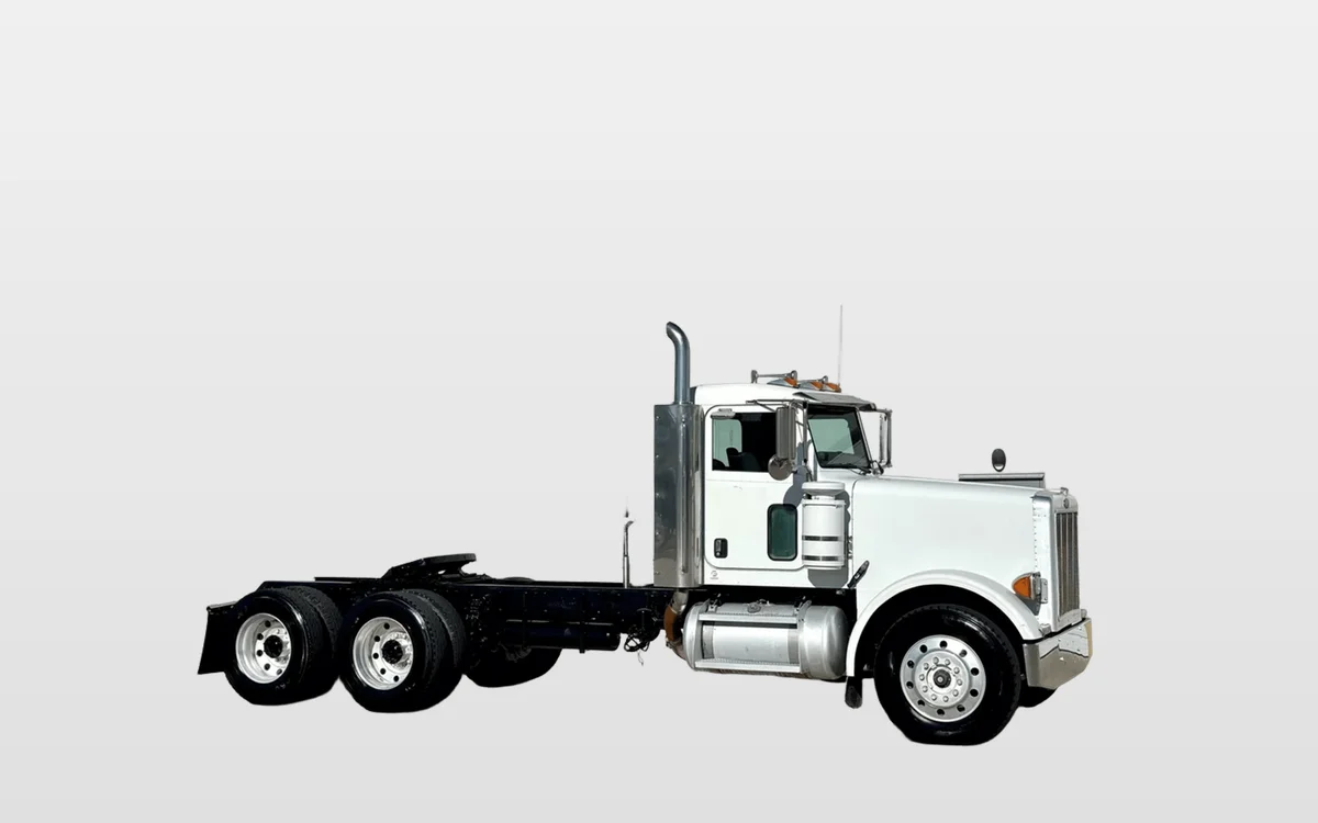 2007 Peterbilt - image 1