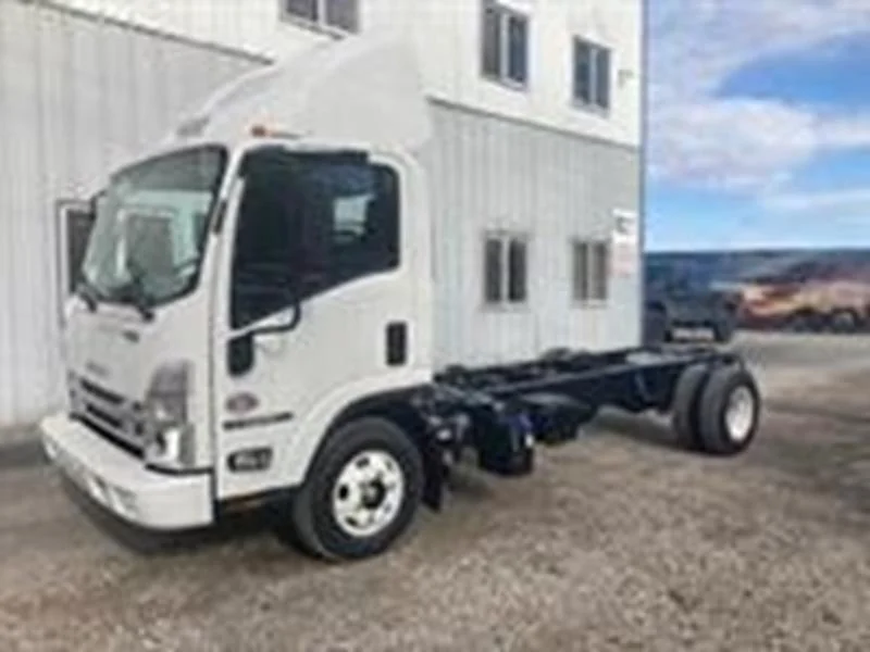 2026 Isuzu NPR