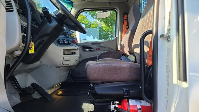2020 Peterbilt 579 — photo 16