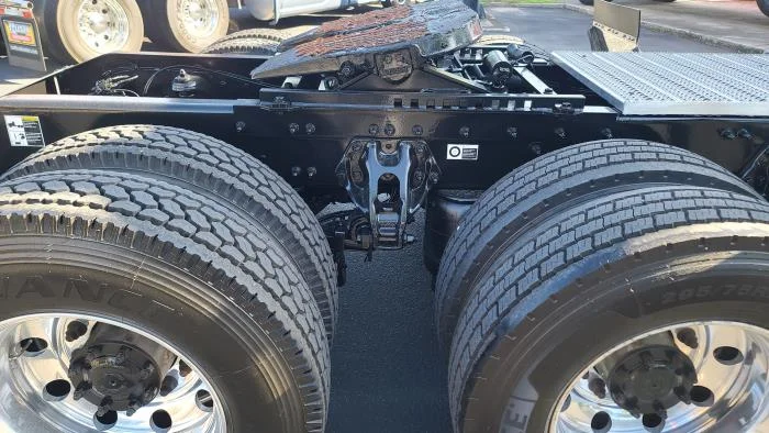 2020 Peterbilt 579 — photo 8