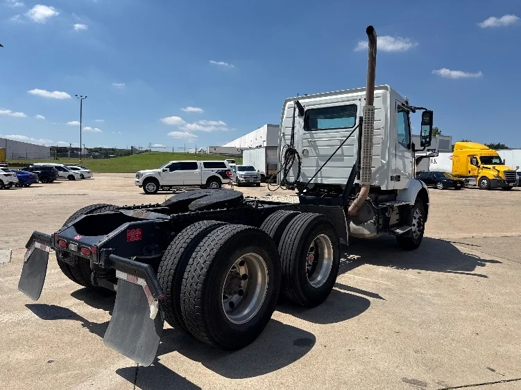 2022 Volvo in Grand Prairie, TX — photo 7