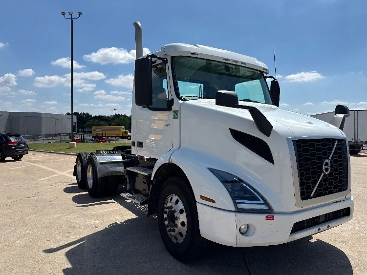 2022 Volvo in Grand Prairie, TX