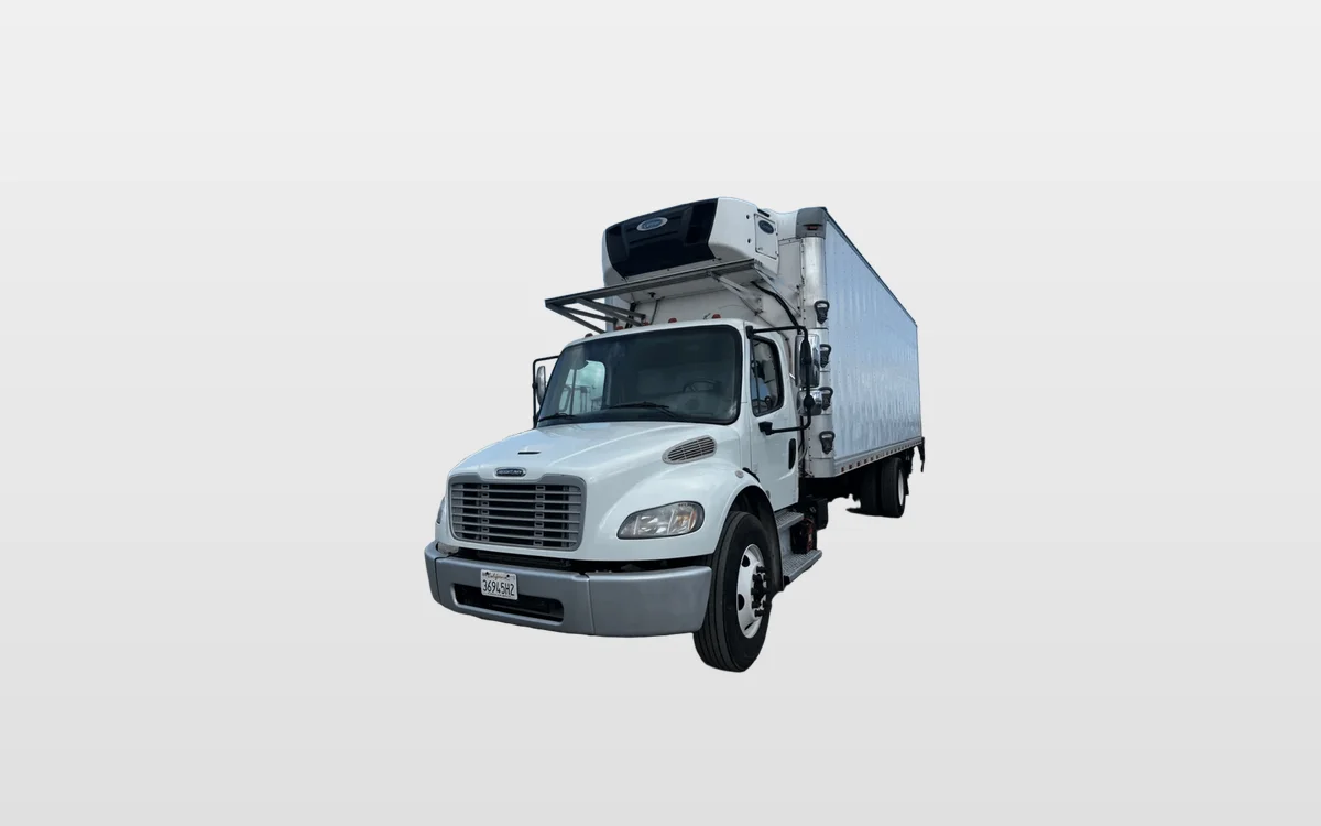 2018 Freightliner M2 106 - image 1