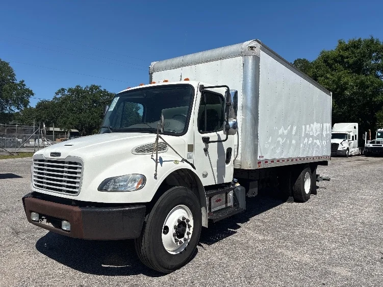 2019 Freightliner eM2 in Pensacola, FL — photo 3