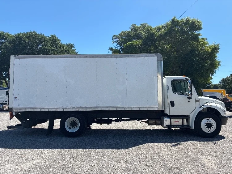 2019 Freightliner eM2 in Pensacola, FL — photo 10