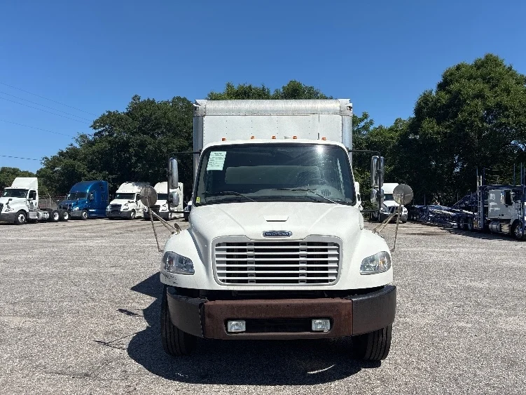 2019 Freightliner eM2 in Pensacola, FL — photo 2