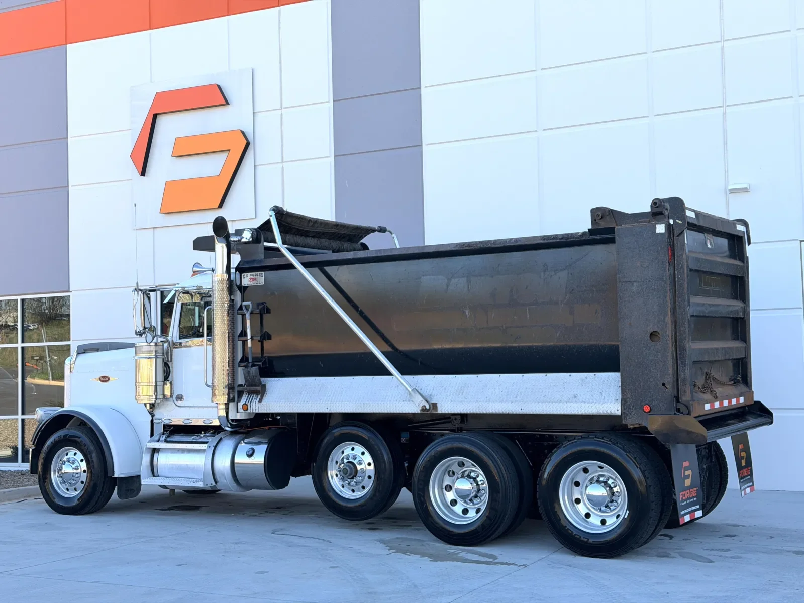 2021 Peterbilt 389 in Greer, SC — photo 7