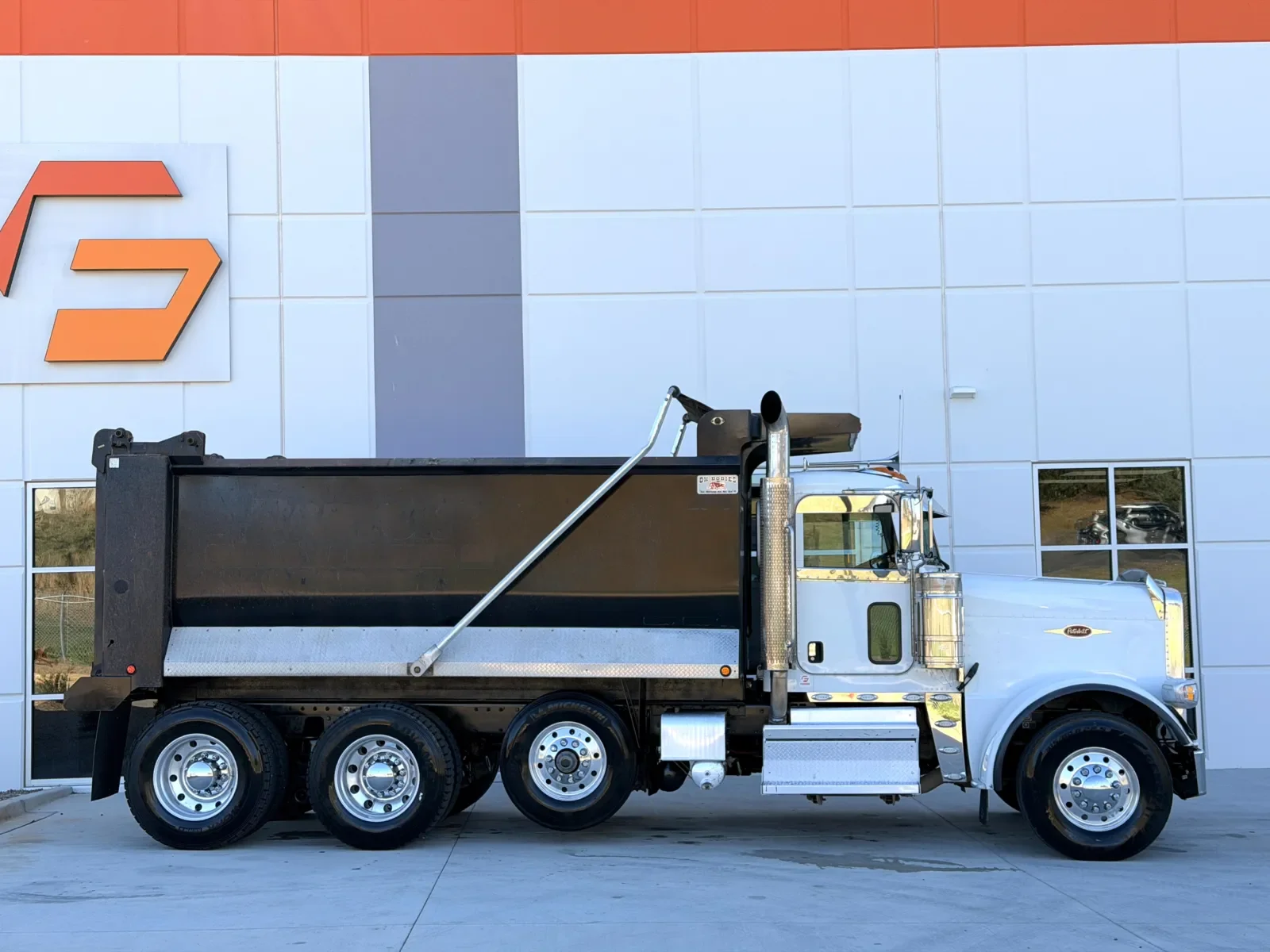 2021 Peterbilt 389 in Greer, SC — photo 4